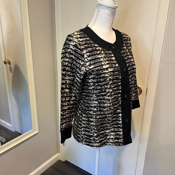 Chico's Animal Print 3/4 Sleeve Button Front Cotton Jacket, Size 1 (US 8/Med) - Picture 2 of 16